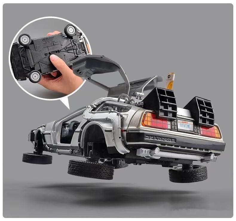 Welly 1:24 Scale Back To The Future Part 2 Time Machine 22441S 4