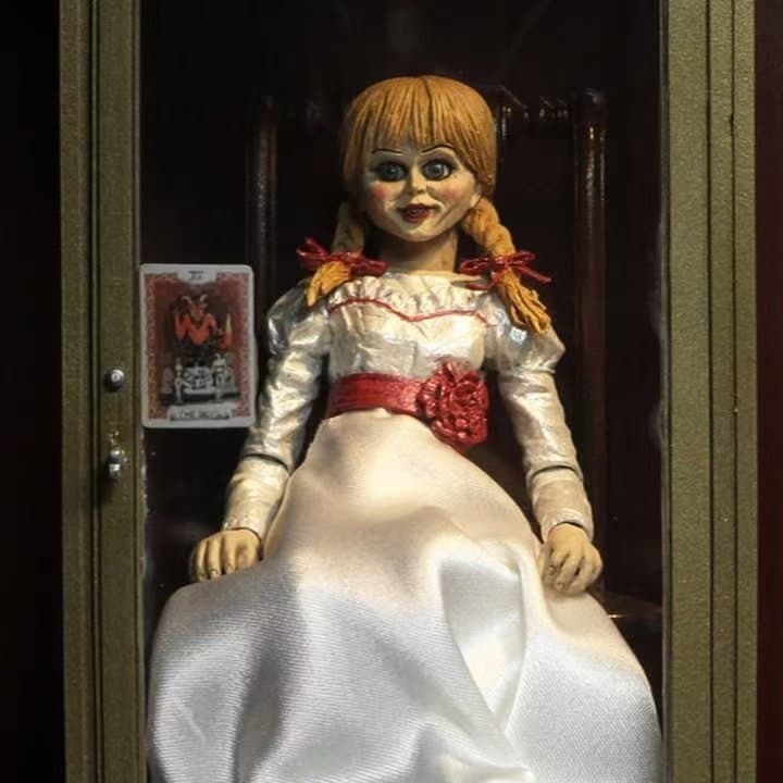 Conjuring Universe Annabelle Comes Home Figure 4