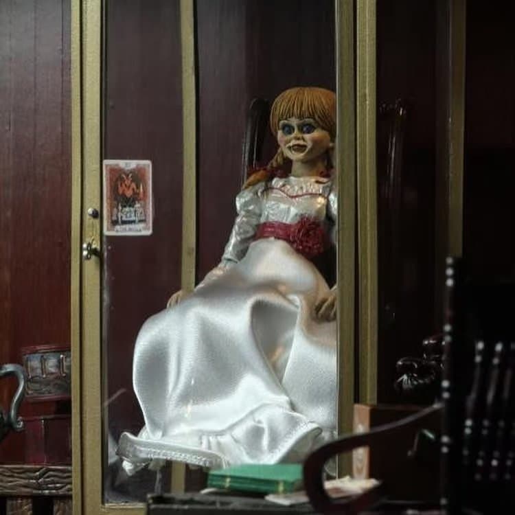 Conjuring Universe Annabelle Comes Home Figure 5