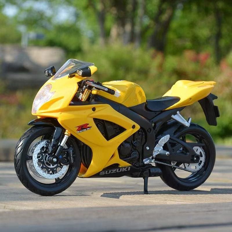 Suzuki GSX R600 1:12 Maisto 7