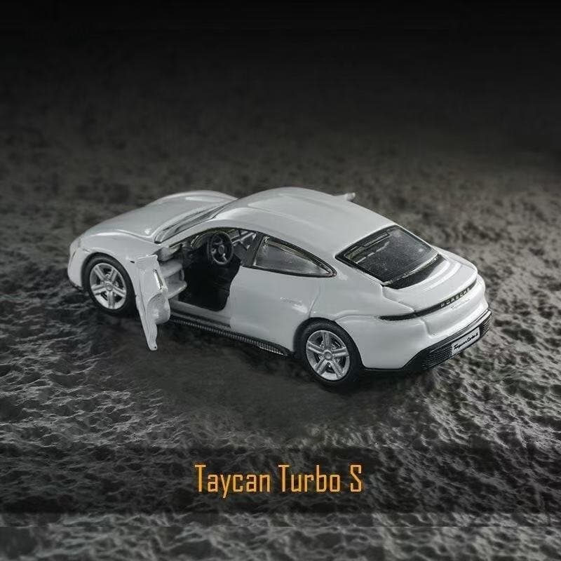 Bburago 1/64 Porsche Taycan Turbo S 5